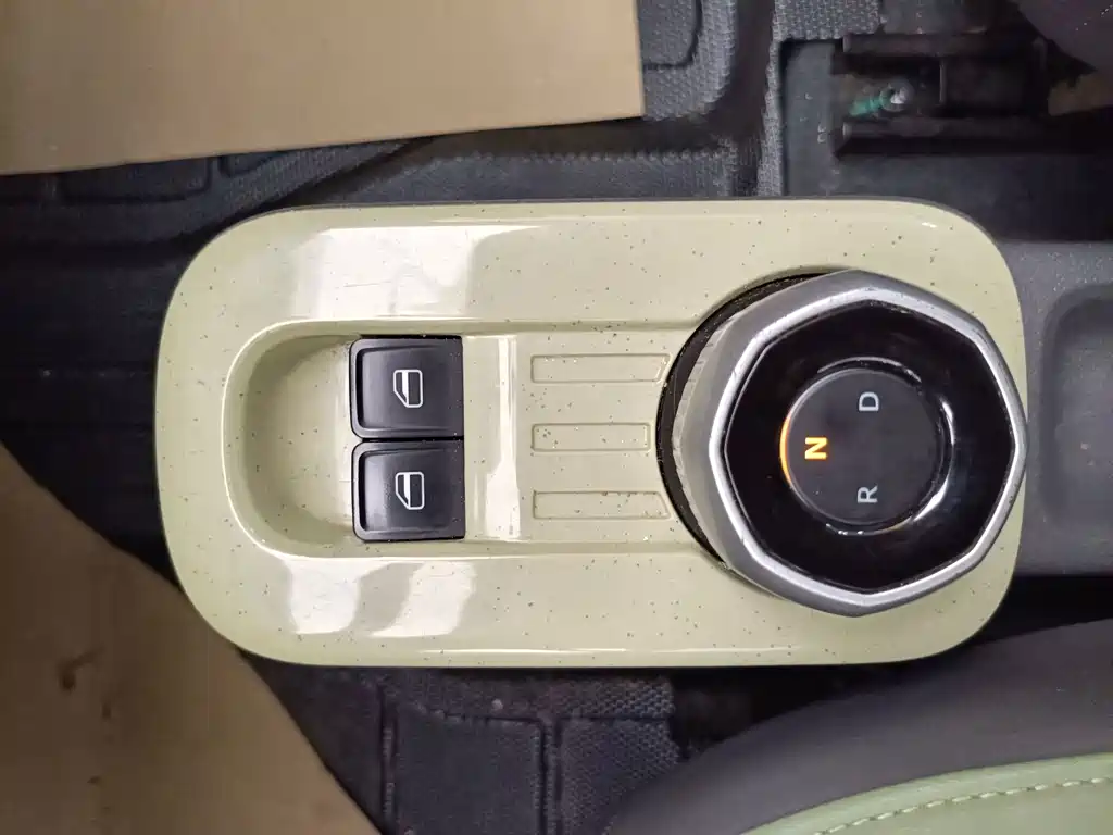Geely Galaxy Panda 2024 — фото 19
