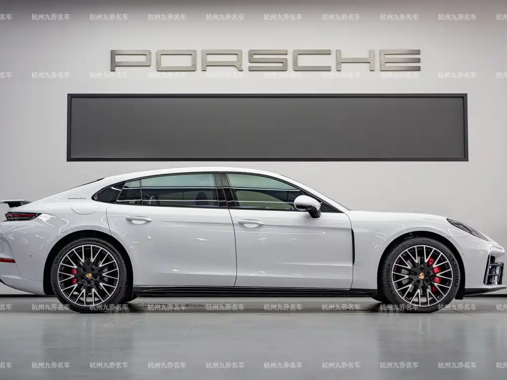 Porsche Panamera 2024 — фото 4