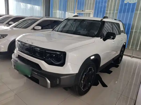BAIC BJ30 2025