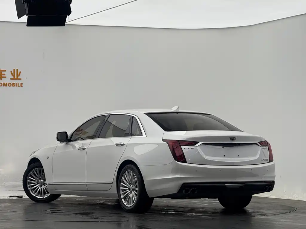 Cadillac CT6 2020 — фото 11