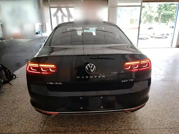 Volkswagen Magotan 2024