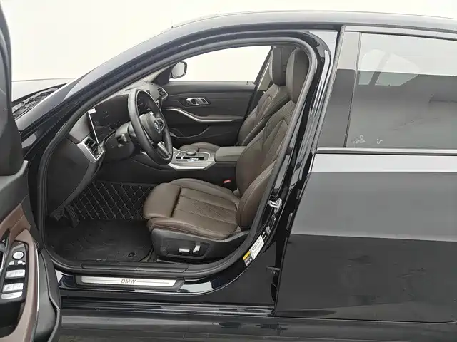 BMW i3 2023 — фото 10