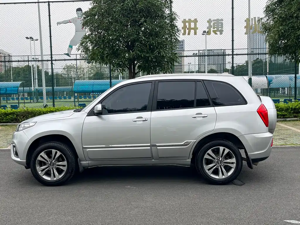 Chery Tiggo 3 2015 — фото 4