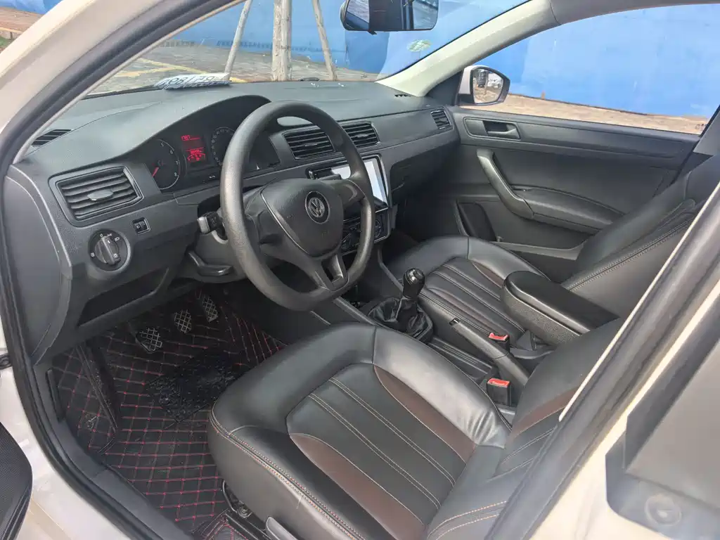 Volkswagen Santana 2016