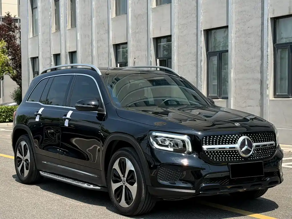 Mercedes-Benz GLB 2021
