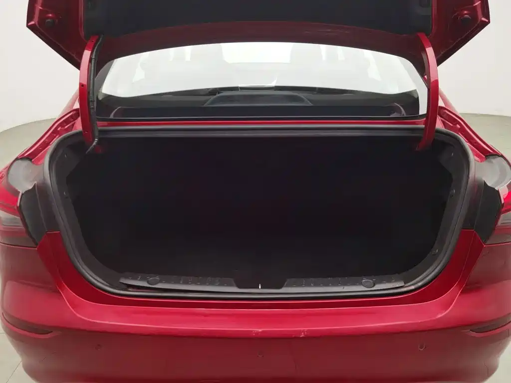 Changan Eado 2018 — фото 16