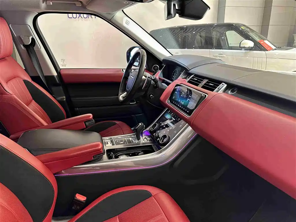 Land Rover Sport 2020 — фото 8