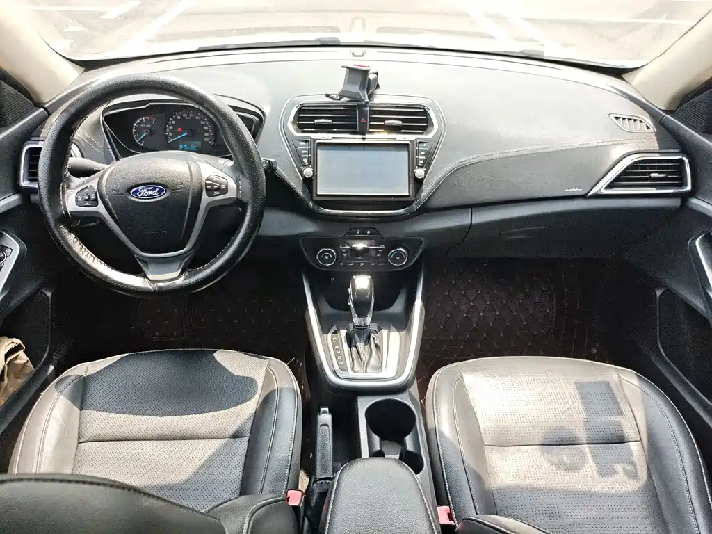 Ford Escort 2015