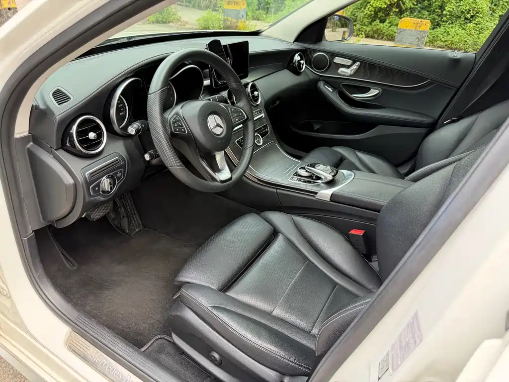 Mercedes-Benz C-Class 2016