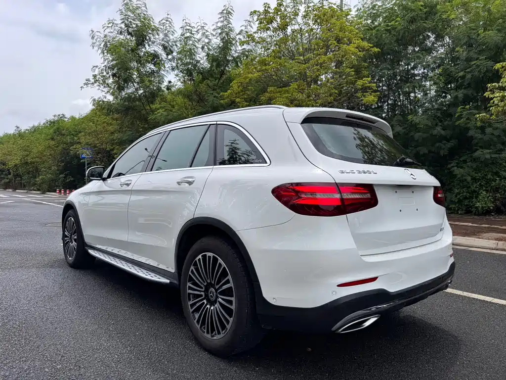 Mercedes-Benz GLC 2019 — фото 14