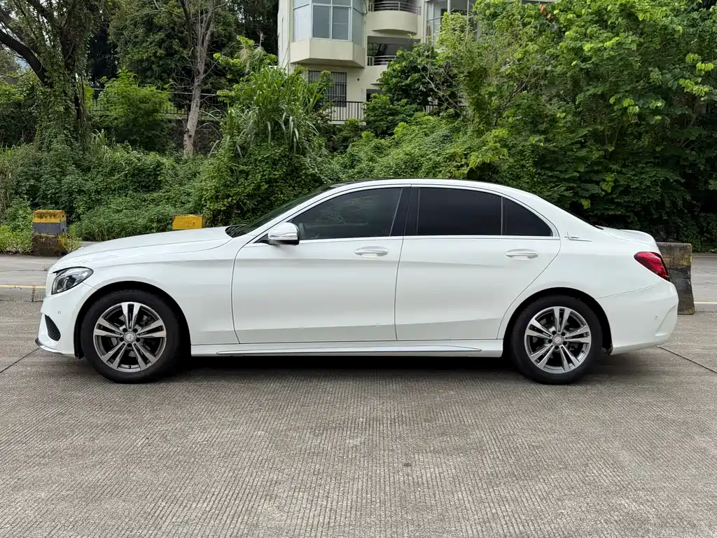 Mercedes-Benz C-Class 2016 — фото 15