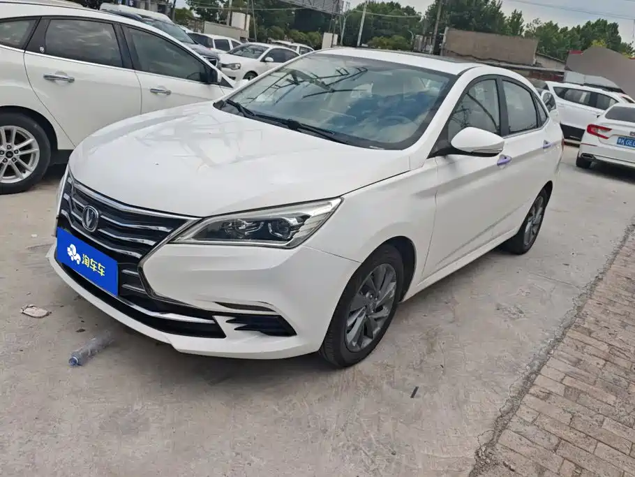 Changan Eado DT 2018 — фото 1