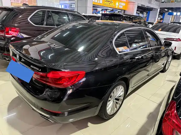 BMW 5 Series 2020