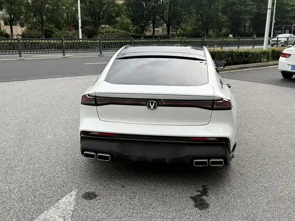Changan UNI-V 2024