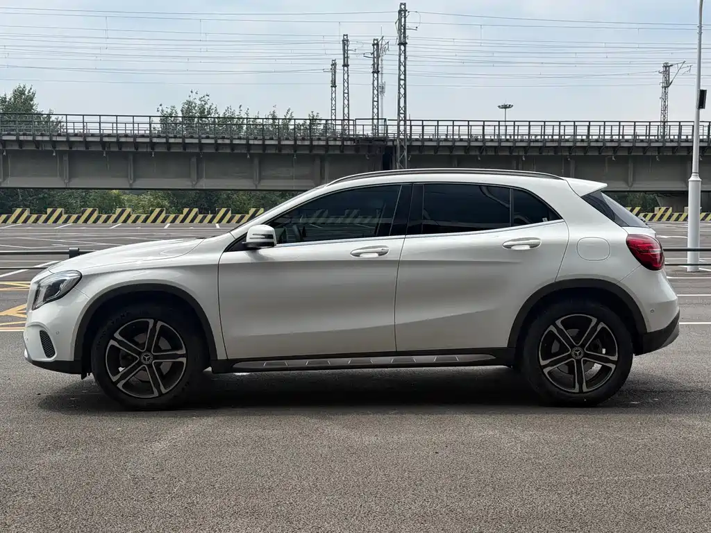 Mercedes-Benz GLA 2018