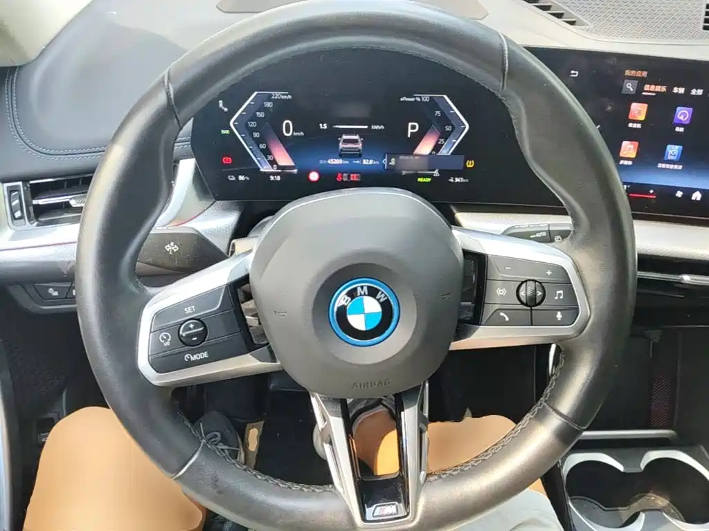 BMW iX1 2024 — фото 17