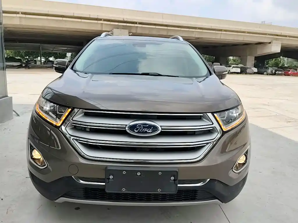 Ford Edge 2019 — фото 3