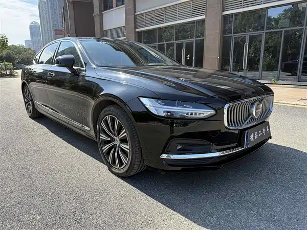 Volvo S90 2021