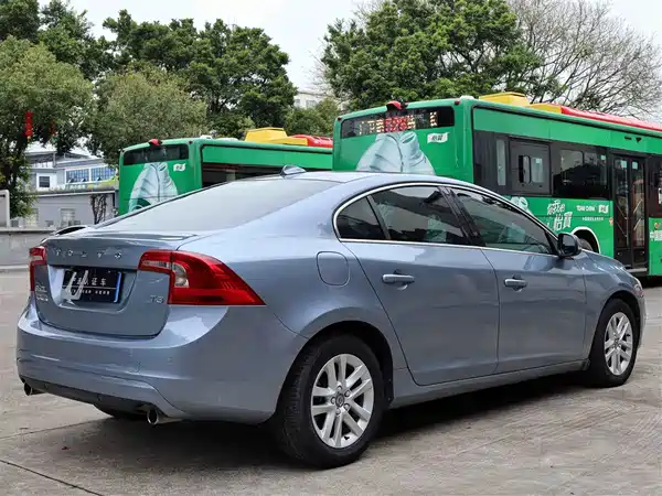 Volvo S60 2018