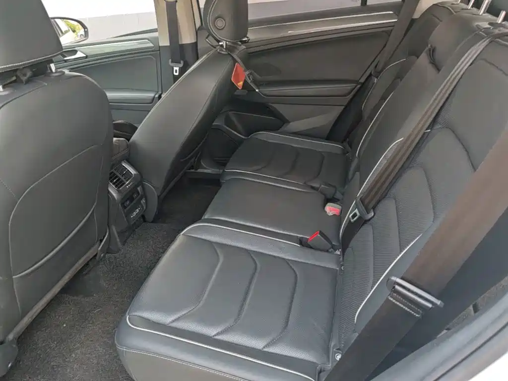 Volkswagen Tiguan L 2020 — фото 17
