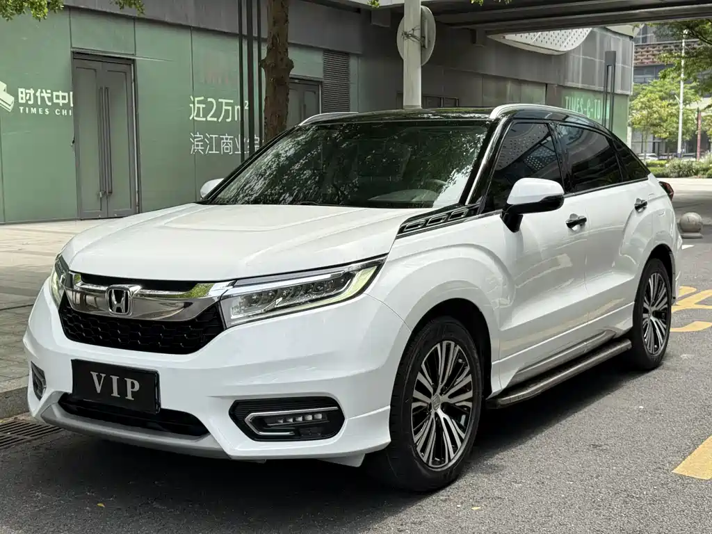 Honda Avancier 2016 — фото 1