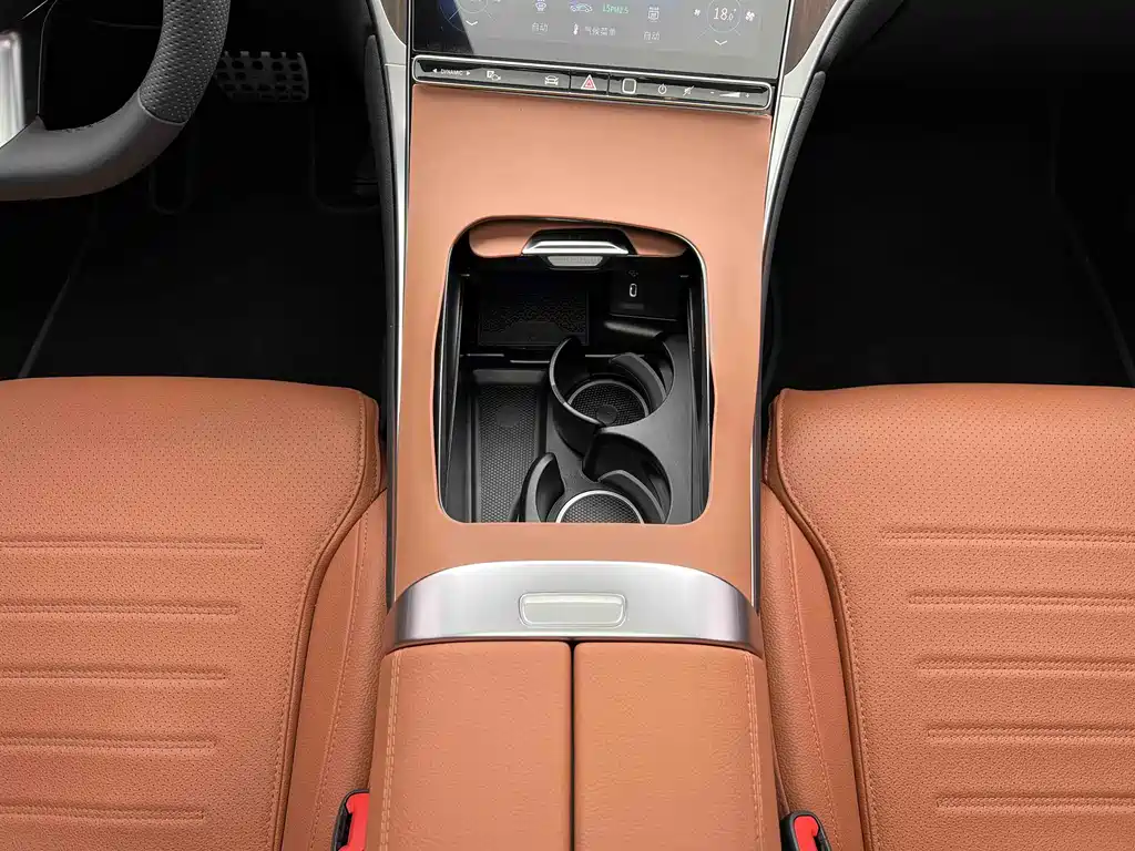 Mercedes-Benz GLC 2024 — фото 12