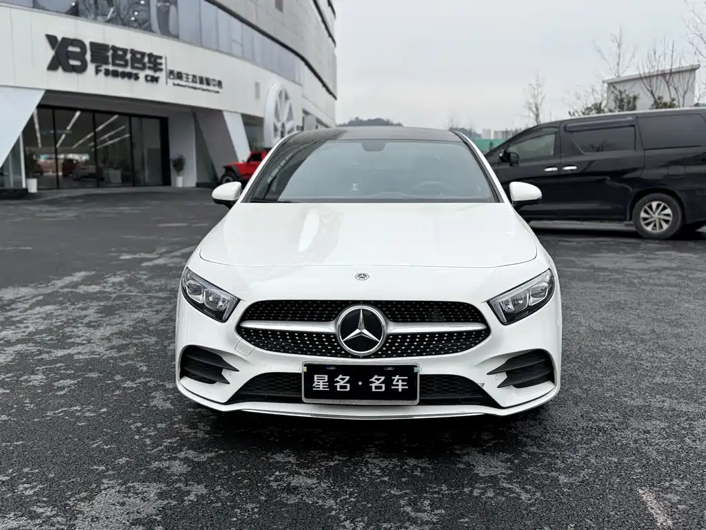 Mercedes-Benz A-Class 2022 — фото 2