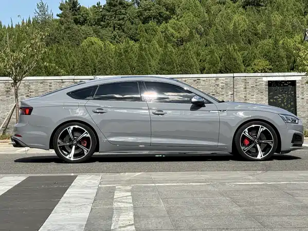 Audi A5 2023