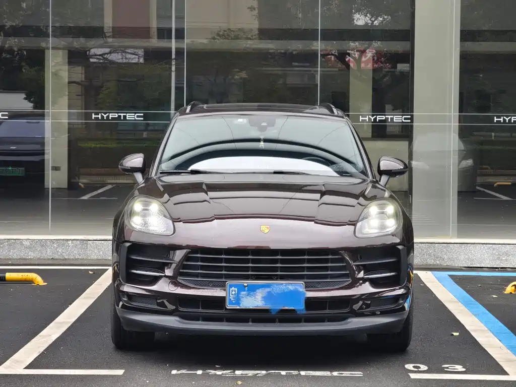 Porsche Macan 2020 — фото 1