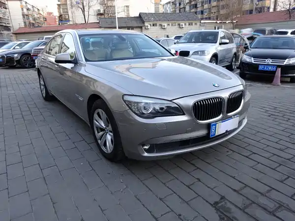 BMW 7 Series 2011