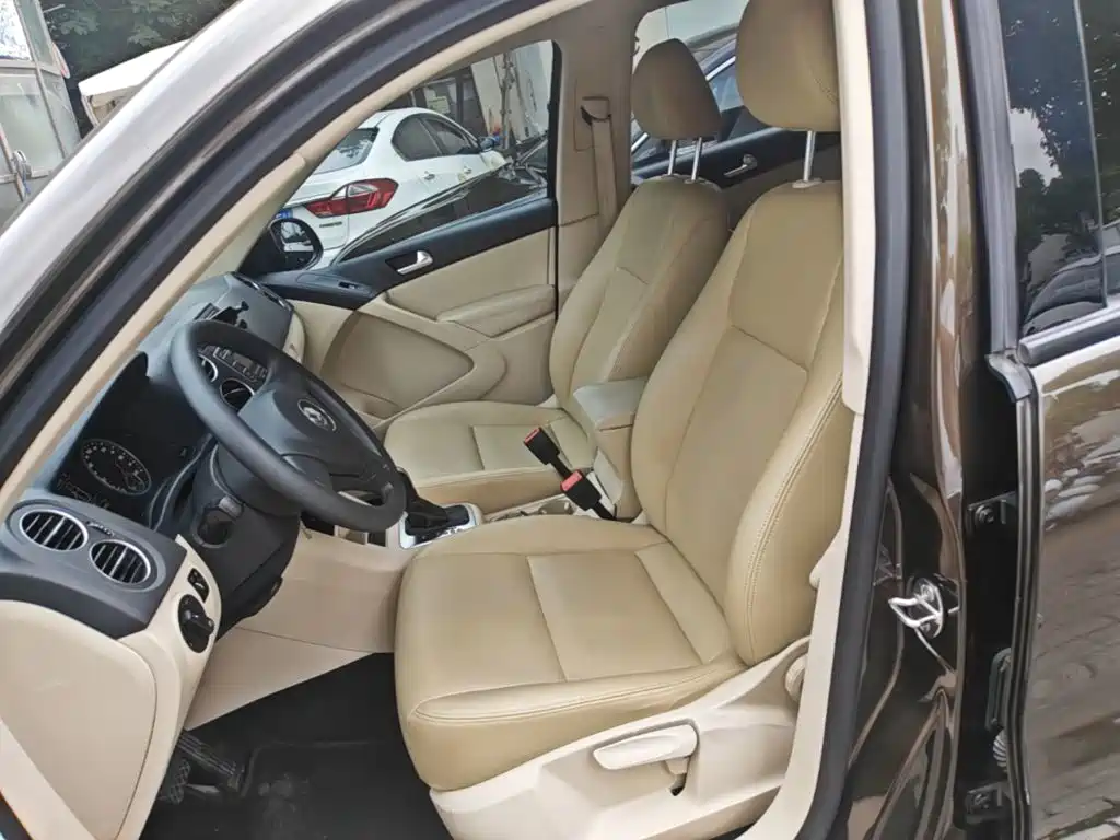 Volkswagen Tiguan 2015 — фото 15