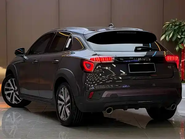 Lynk & Co 02 2021