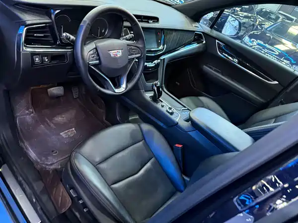 Cadillac XT6 2021