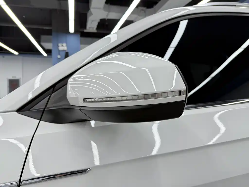 Volkswagen T-Cross 2022 — фото 10