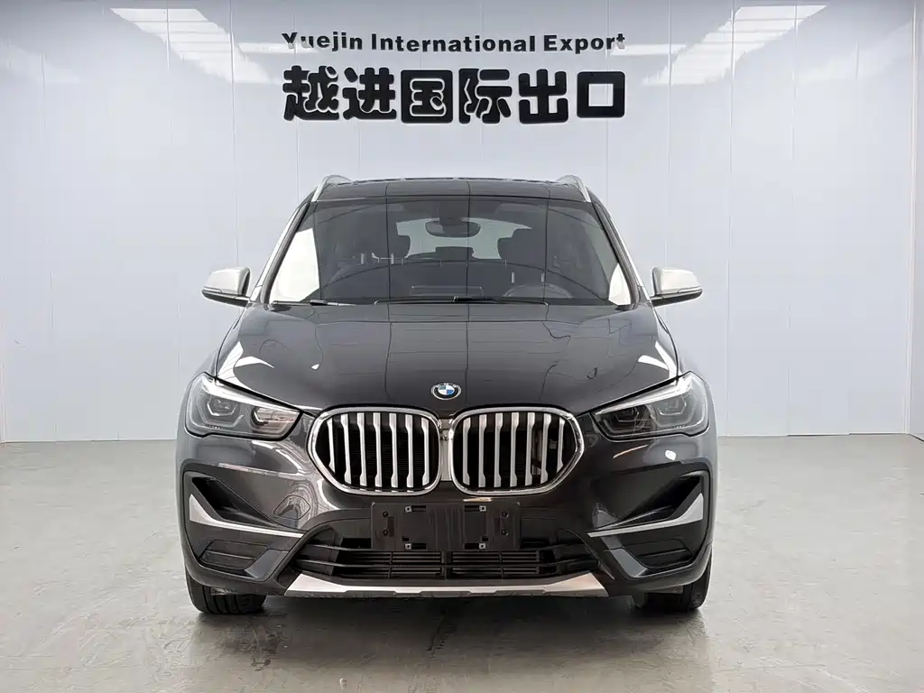 BMW X1 2022 — фото 2