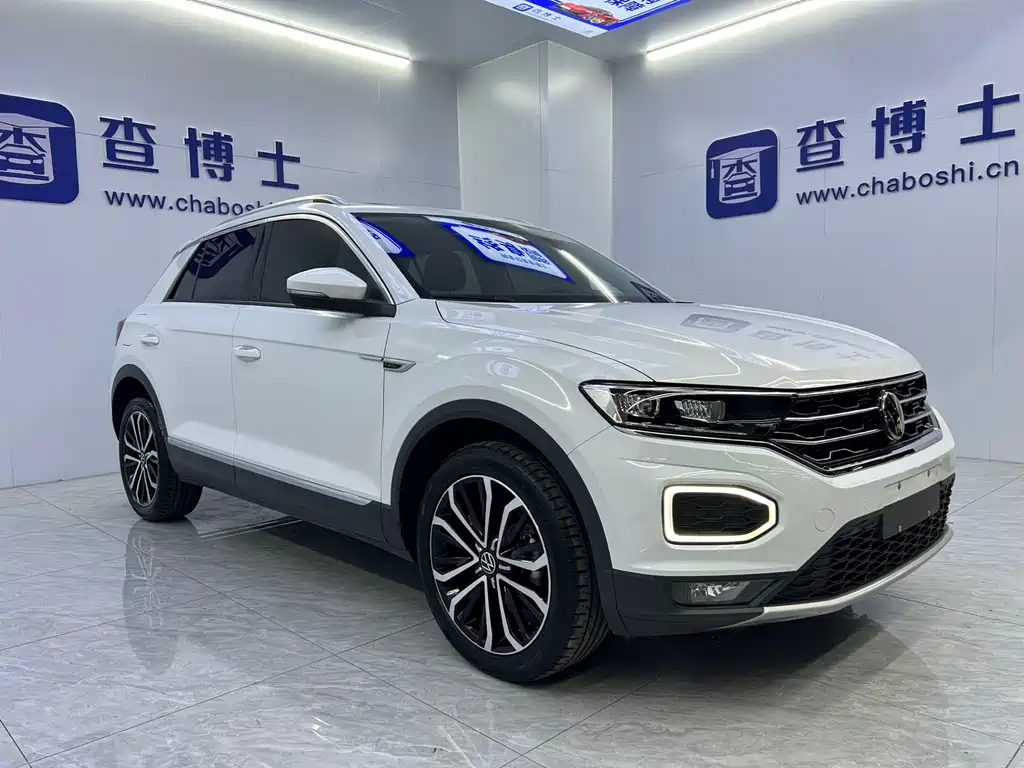 Volkswagen T-Roc 2023 — фото 3