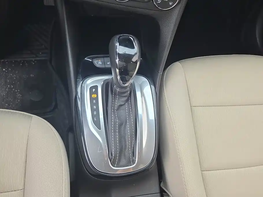 Buick Excelle 2020 — фото 16