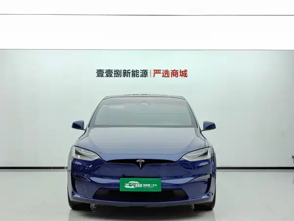 Tesla Model X 2023