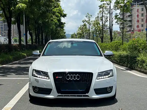 Audi A5 2011