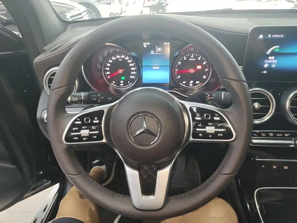 Mercedes-Benz GLC 2020 — фото 11