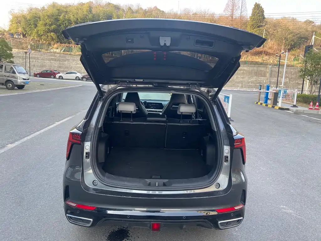 Changan CS75 PLUS 2023 — фото 15