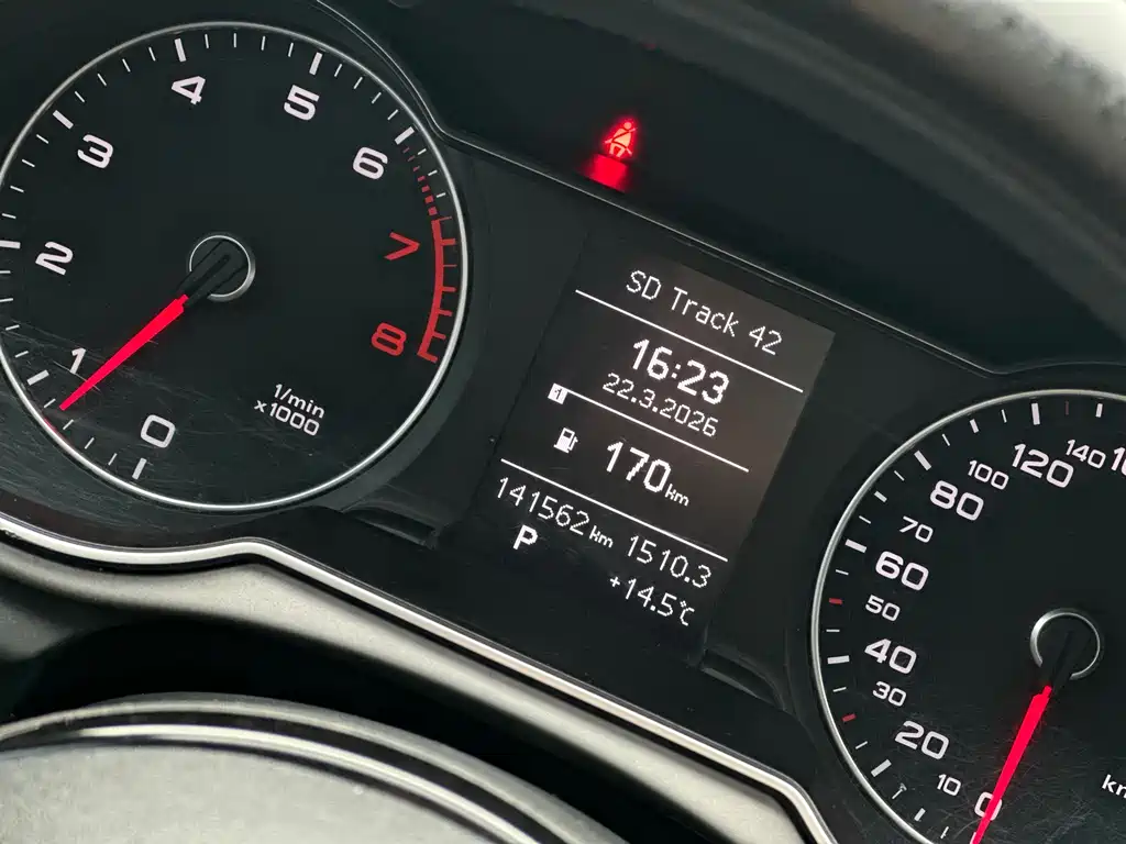 Audi A4L 2016 — фото 16