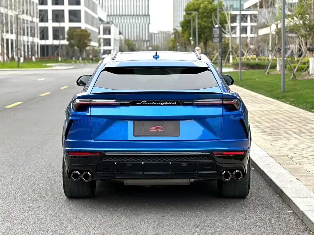 Lamborghini Urus 2021 — фото 4