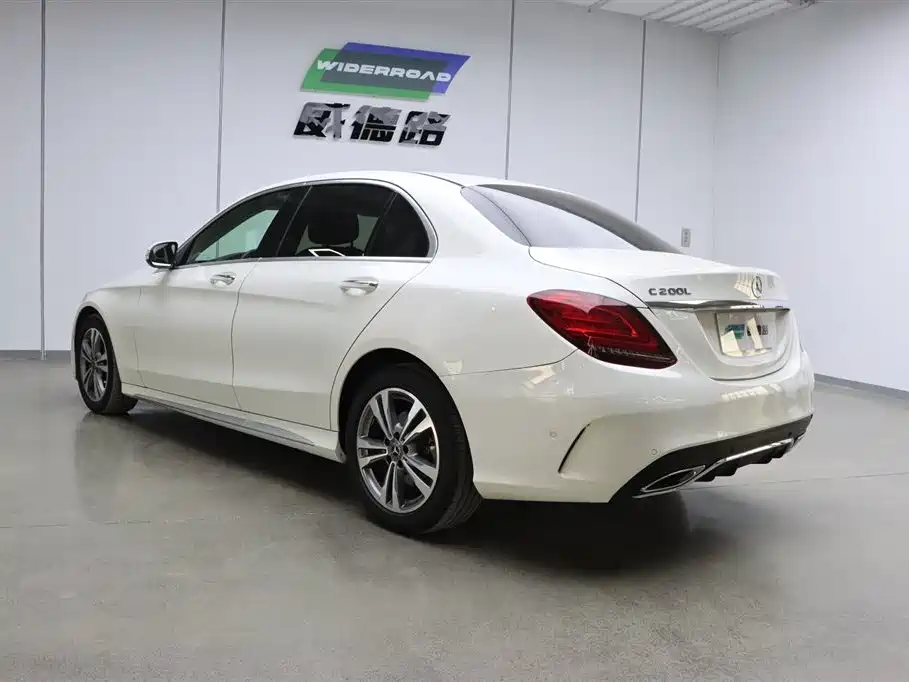 Mercedes-Benz C-Class 2020 — фото 6