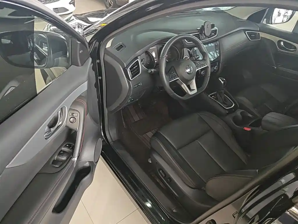 Nissan Qashqai 2023 — фото 16