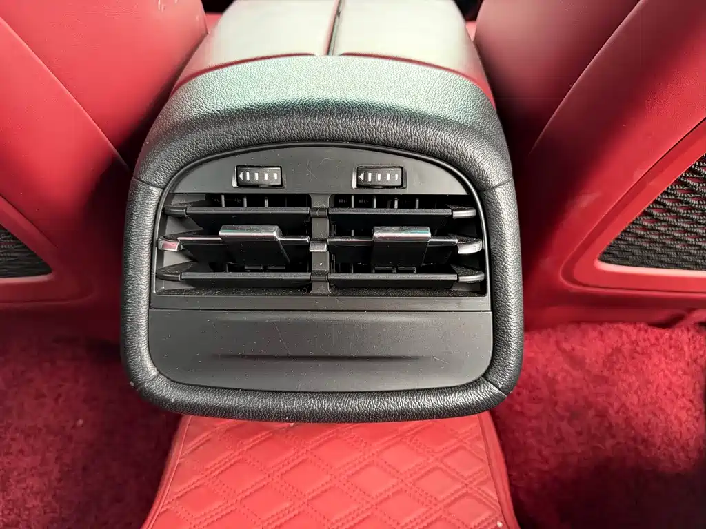 Maserati Ghibli 2014 — фото 12