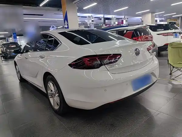 Buick Regal 2018