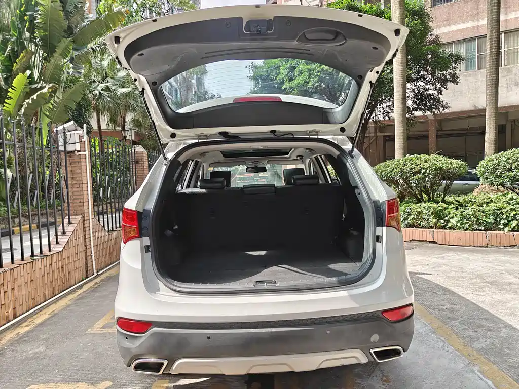 Hyundai Santa Fe 2015 — фото 33