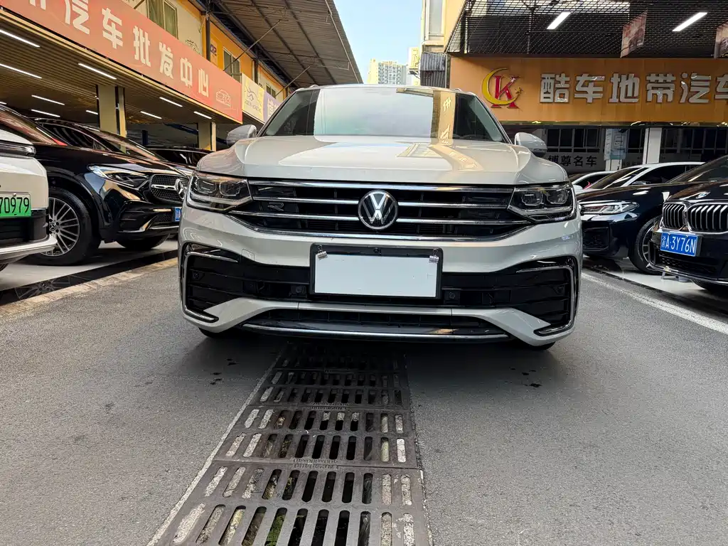 Volkswagen Tiguan L 2021