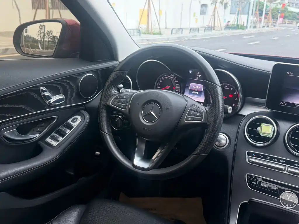 Mercedes-Benz C-Class 2017 — фото 14